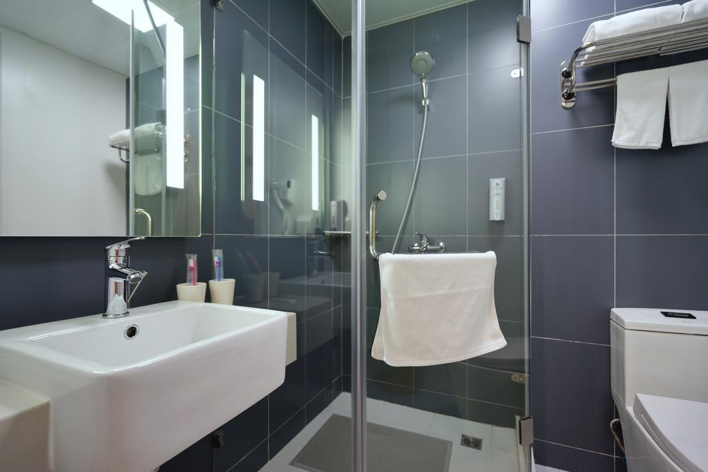 Hanting Hotel Shanghai Xiangyang Road Luaran gambar